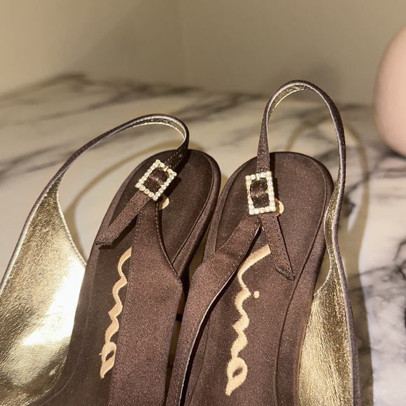 Nina Sling backs with open radar. EXCELLENT CONDITION..Size 8 (brown) - Picture 7 of 7